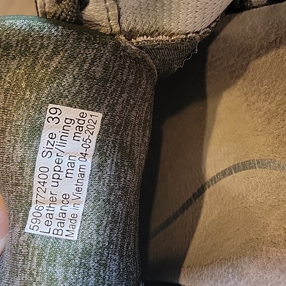 GUC Wms Dansko Green Leather Sneakers Size 39 - Picture 6 of 8